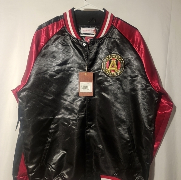 Men's Mitchell & Ness Atlanta United FC Special  Satin Full-Snap Size Large - Picture 1 of 6
